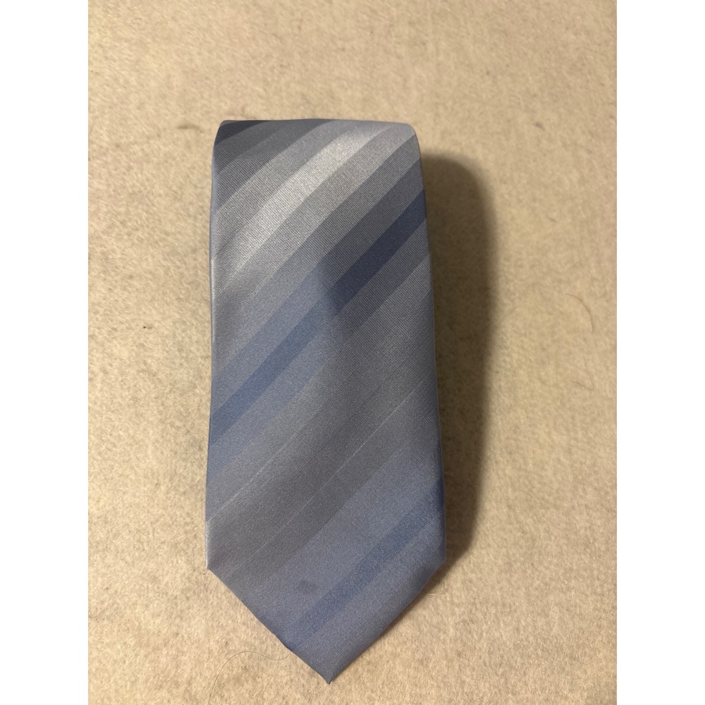 Covington Striped Silk Tie Mens One Size Blue Grey Excellent‎ Stain Resistant